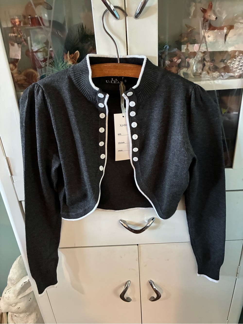 LA U-Lead Fashion sz S open Front Charcoal Cropped Cardigan with White Trim nwt